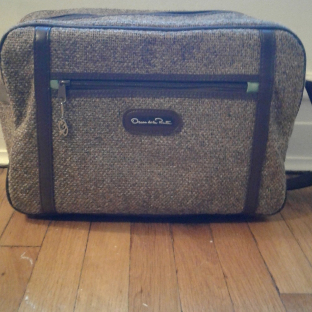 Oscar De La Renta duffel bag